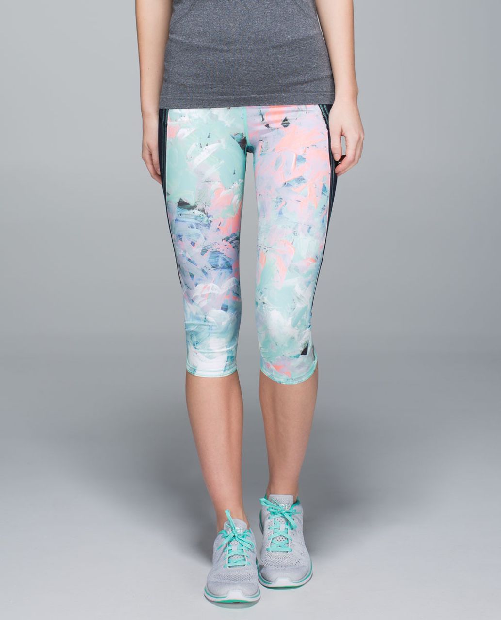 Lululemon Run:  Top Speed Crop *Full-On Luxtreme - Blushed Illusion Multi / Naval Blue