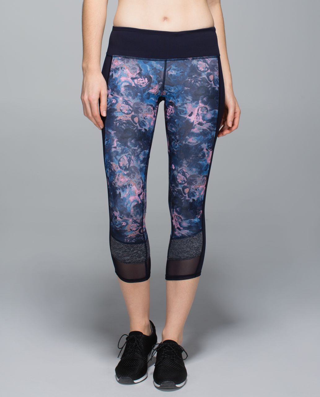 Lululemon Two With One Short (Reversible 3) - Midnight Navy / Chakra Print  Blueberry Jam Midnight Navy - lulu fanatics