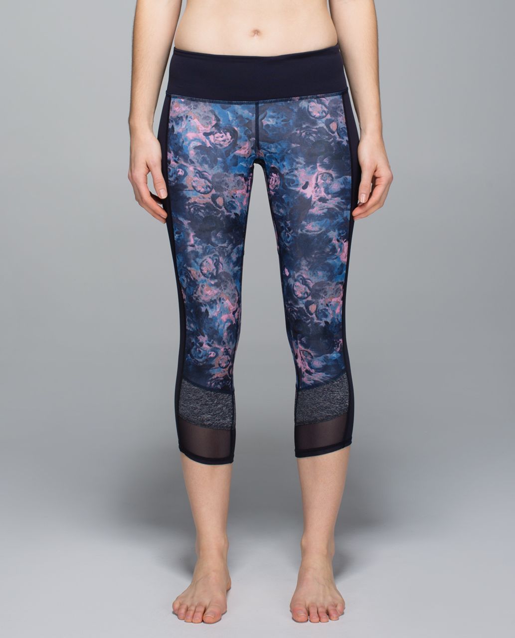 Lululemon If You're Lucky Crop *Full-On Luxtreme - Moody Mirage Bark Berry Deep Navy / Heathered Naval Blue / Naval Blue
