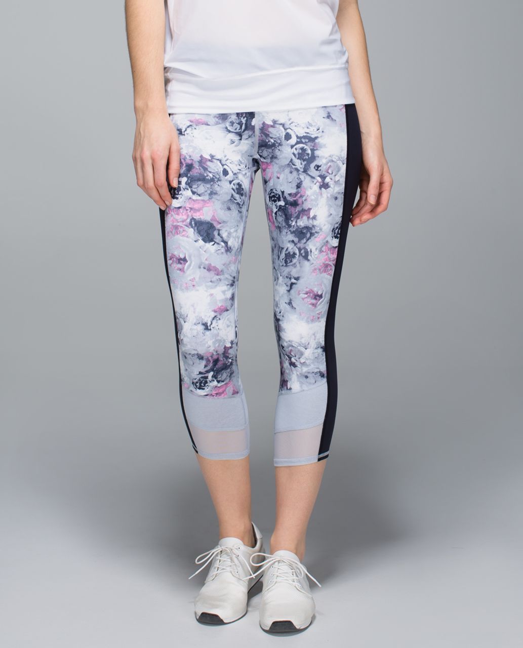 Lululemon If You're Lucky Crop *Full-On Luxtreme - Moody Mirage White Deep  Navy / Naval Blue / Silver Fox - lulu fanatics