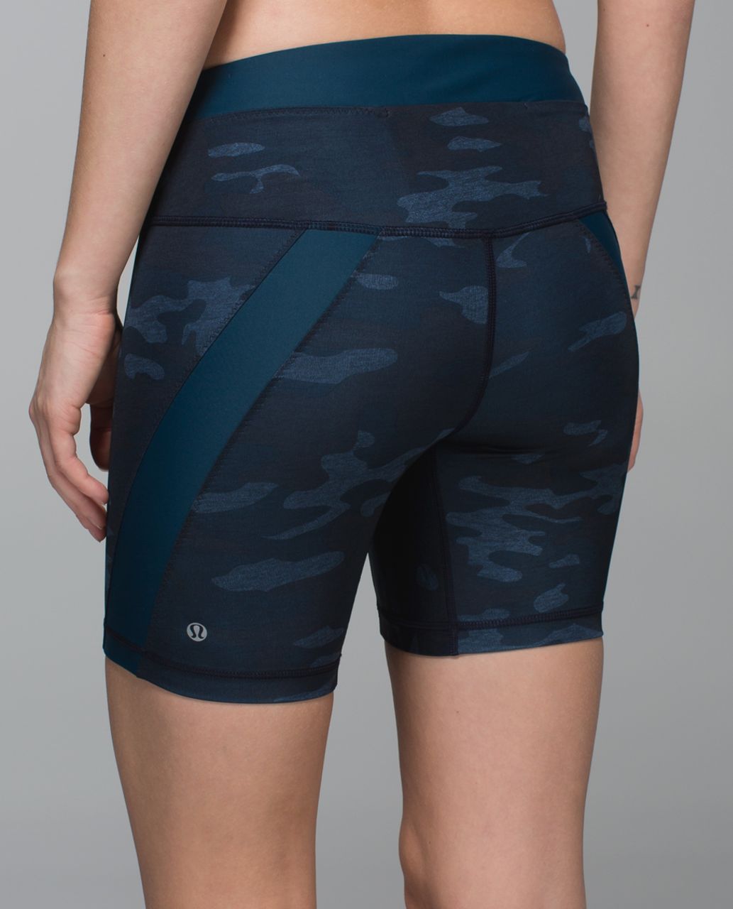 Lululemon Clip-In Short - Heathered Texture Lotus Camo Oil Slick Blue