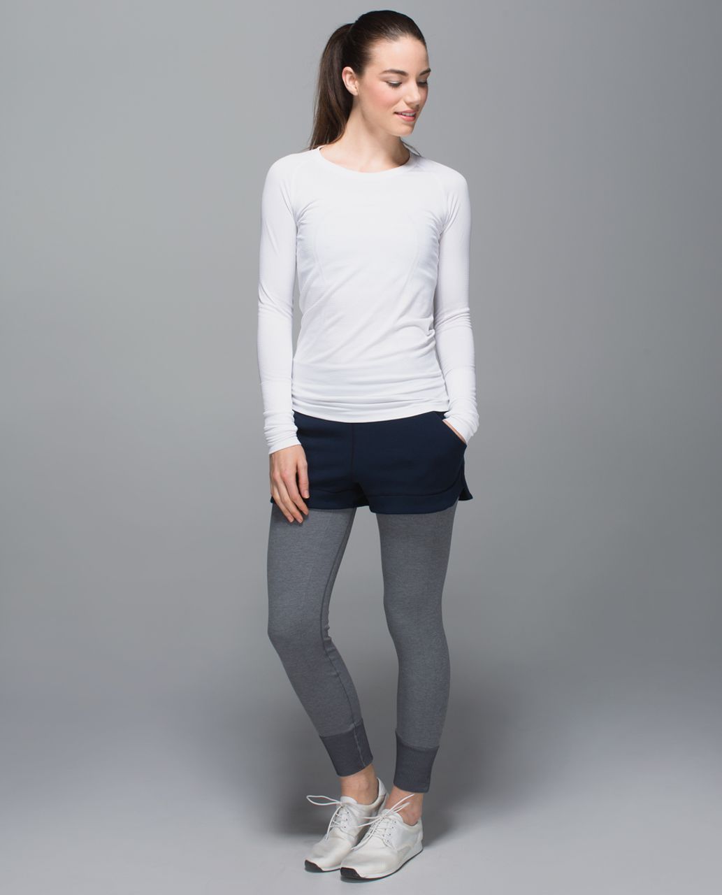 Lululemon Cheek Warmer Short - Inkwell