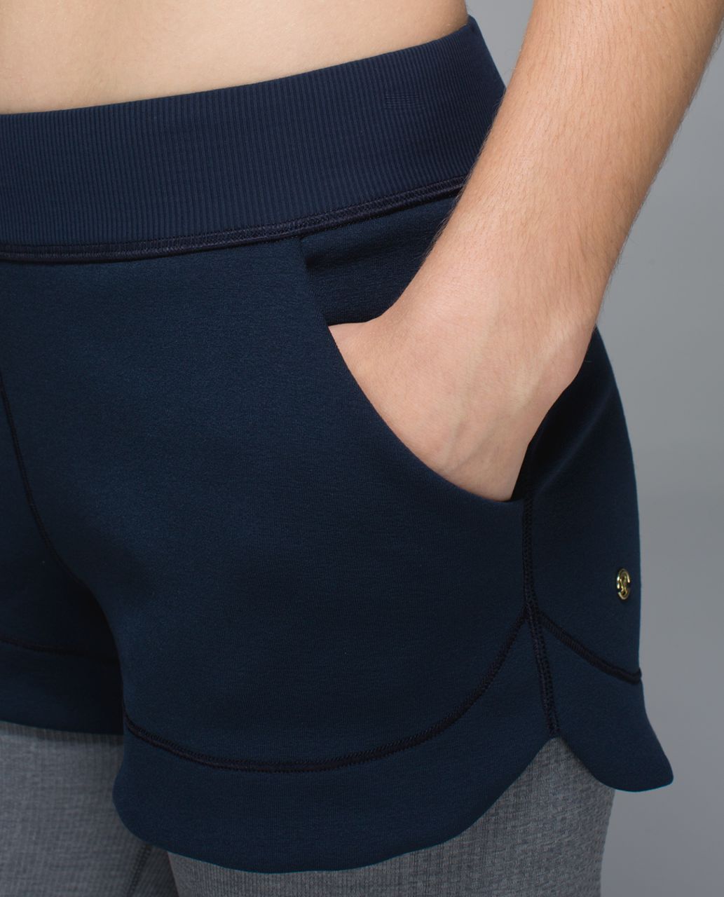 Lululemon Cheek Warmer Short - Inkwell