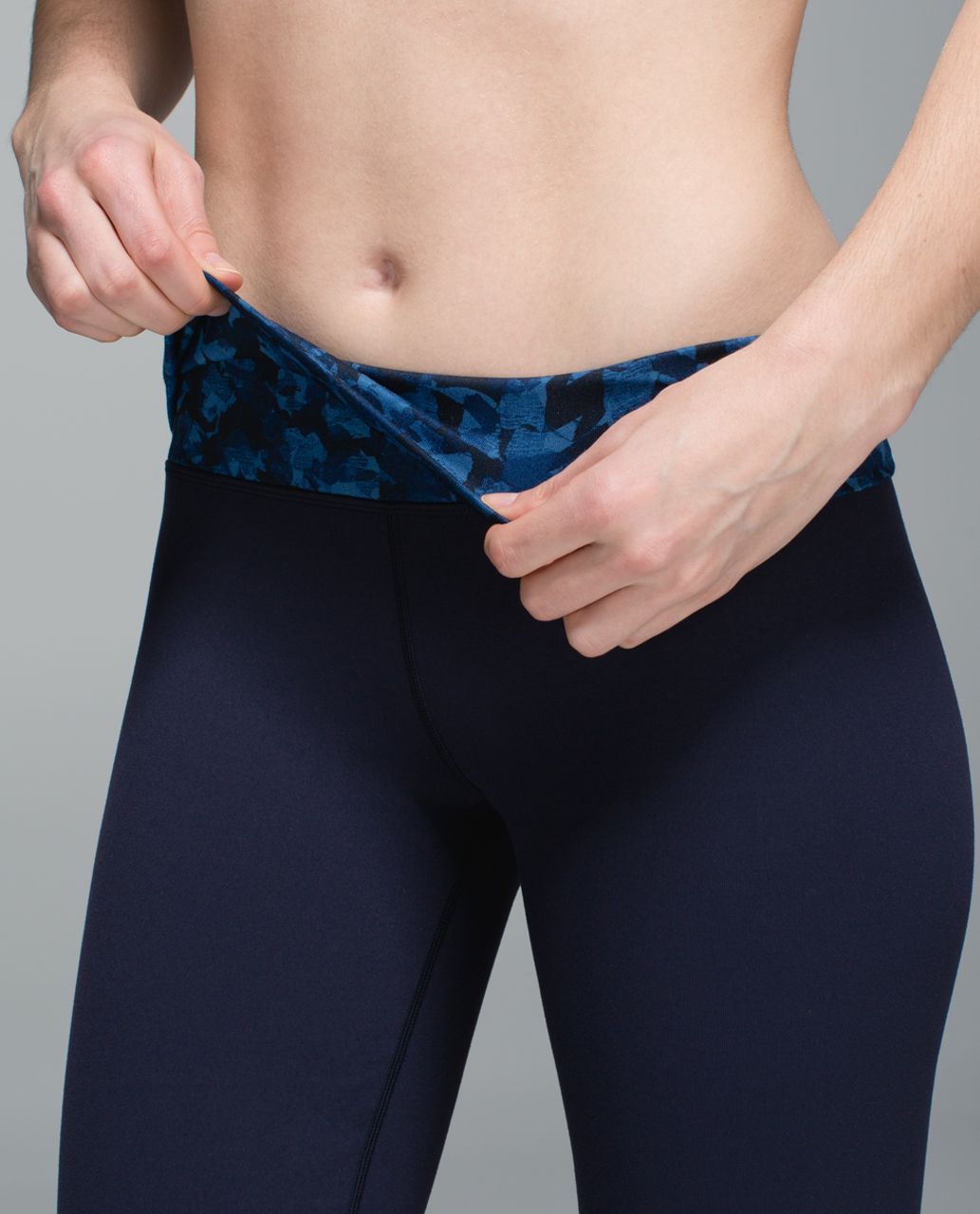 Lululemon Groove Pant II *Full-On Luon (Roll Down - Regular) - Naval Blue / Mystic Jungle Hawk Blue Harbour Blue