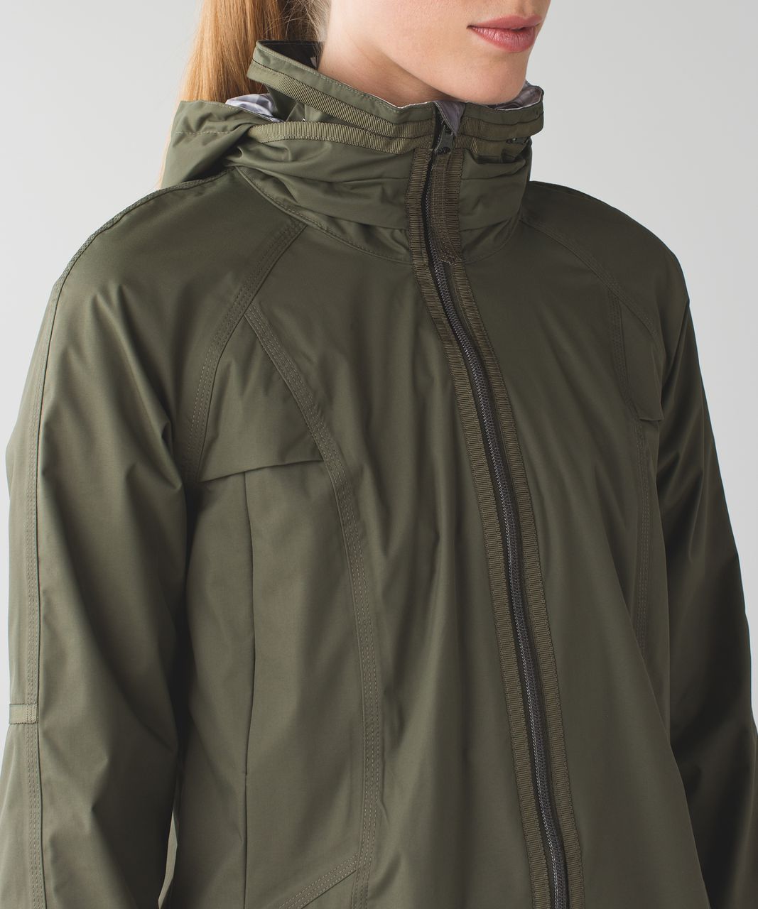 Lululemon Fo Drizzle Jacket - Fatigue Green - lulu fanatics