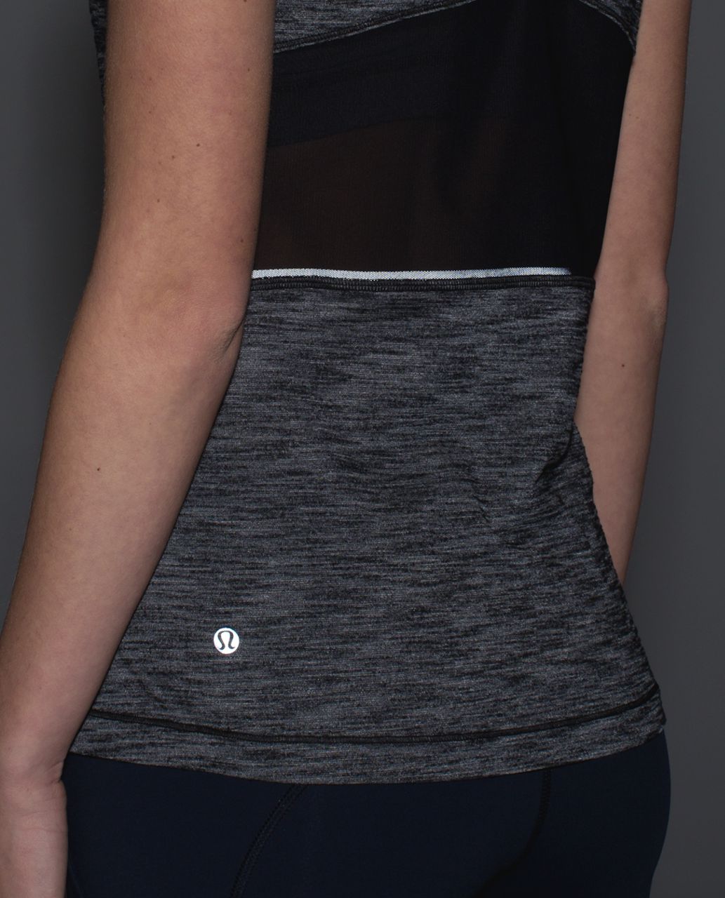 Lululemon Mesh With Me Short Sleeve - Heathered Black /  Black