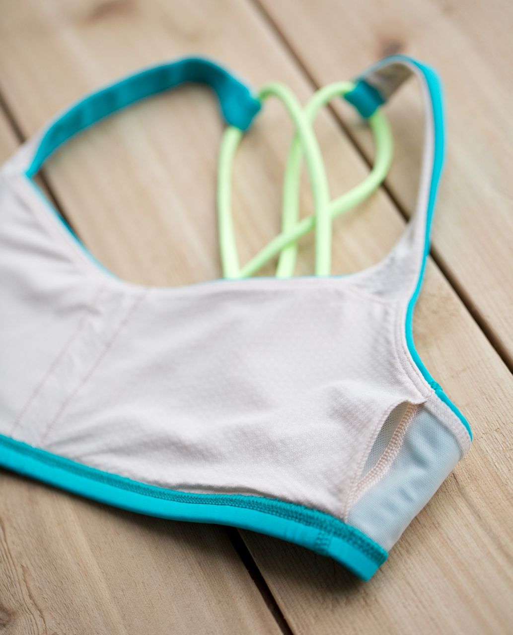 Lululemon Free To Be Bra - Blue Tropics / Clear Mint