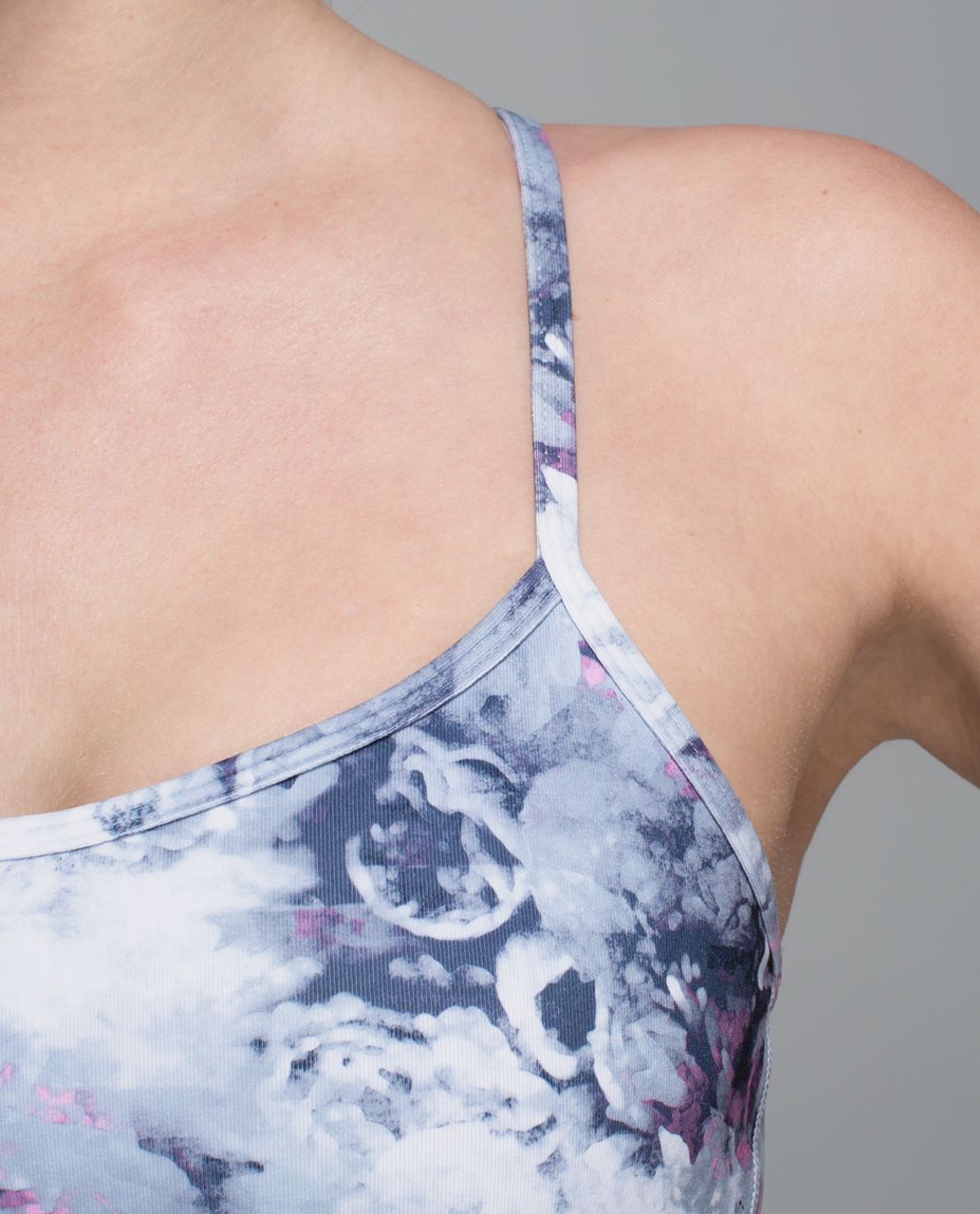 Lululemon Flow Y Bra IV - Moody Mirage White Deep Navy