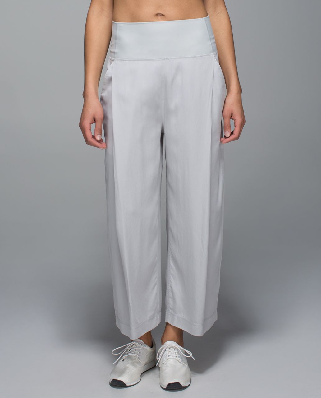 Lululemon Tranquility Pant - Silver Spoon