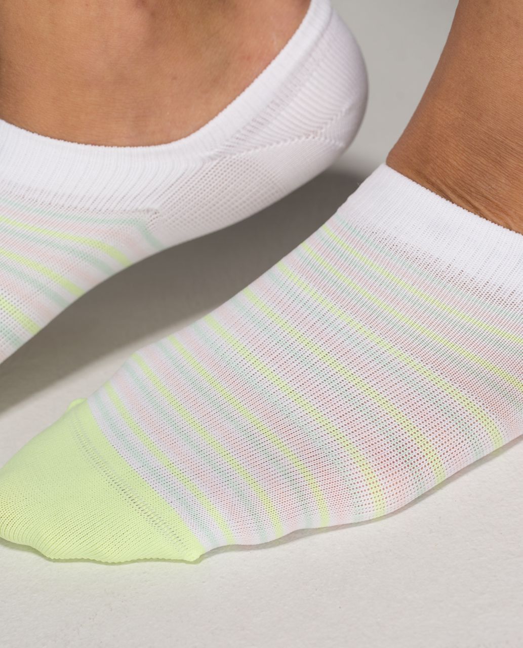 Lululemon Women's Run For Sun Sock - 2x2 Stripe Clear Mint Strawberry Milkshake Sea Mist