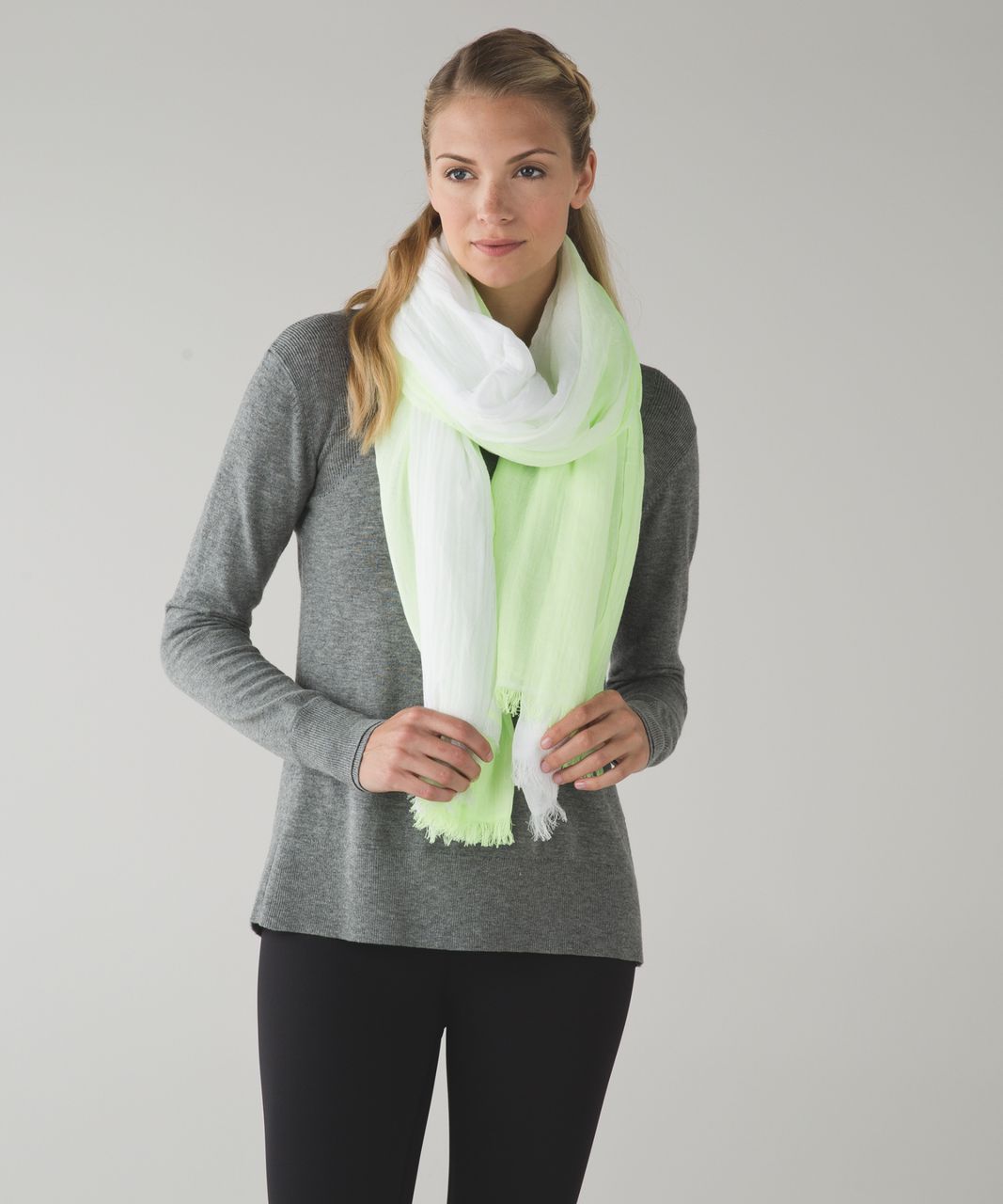 Lululemon Warrior Scarf - White / Clear Mint