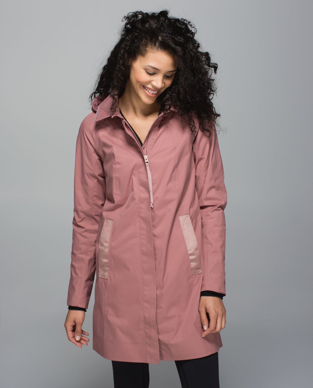 lululemon women's rain jacket