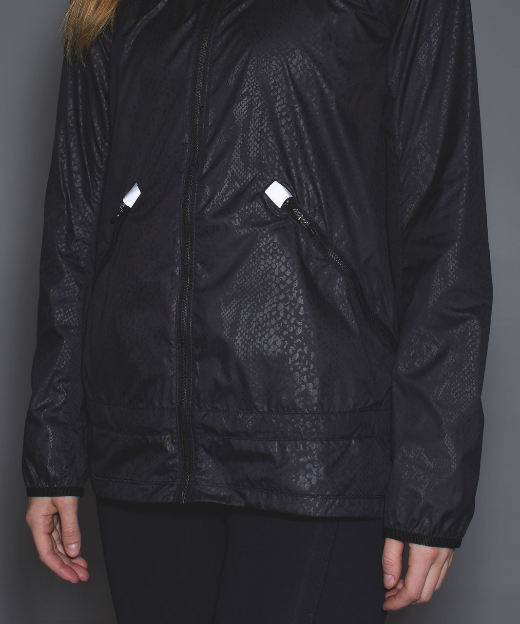 Lululemon Miss Misty Jacket II - Desert Snake Embossed Black / Black