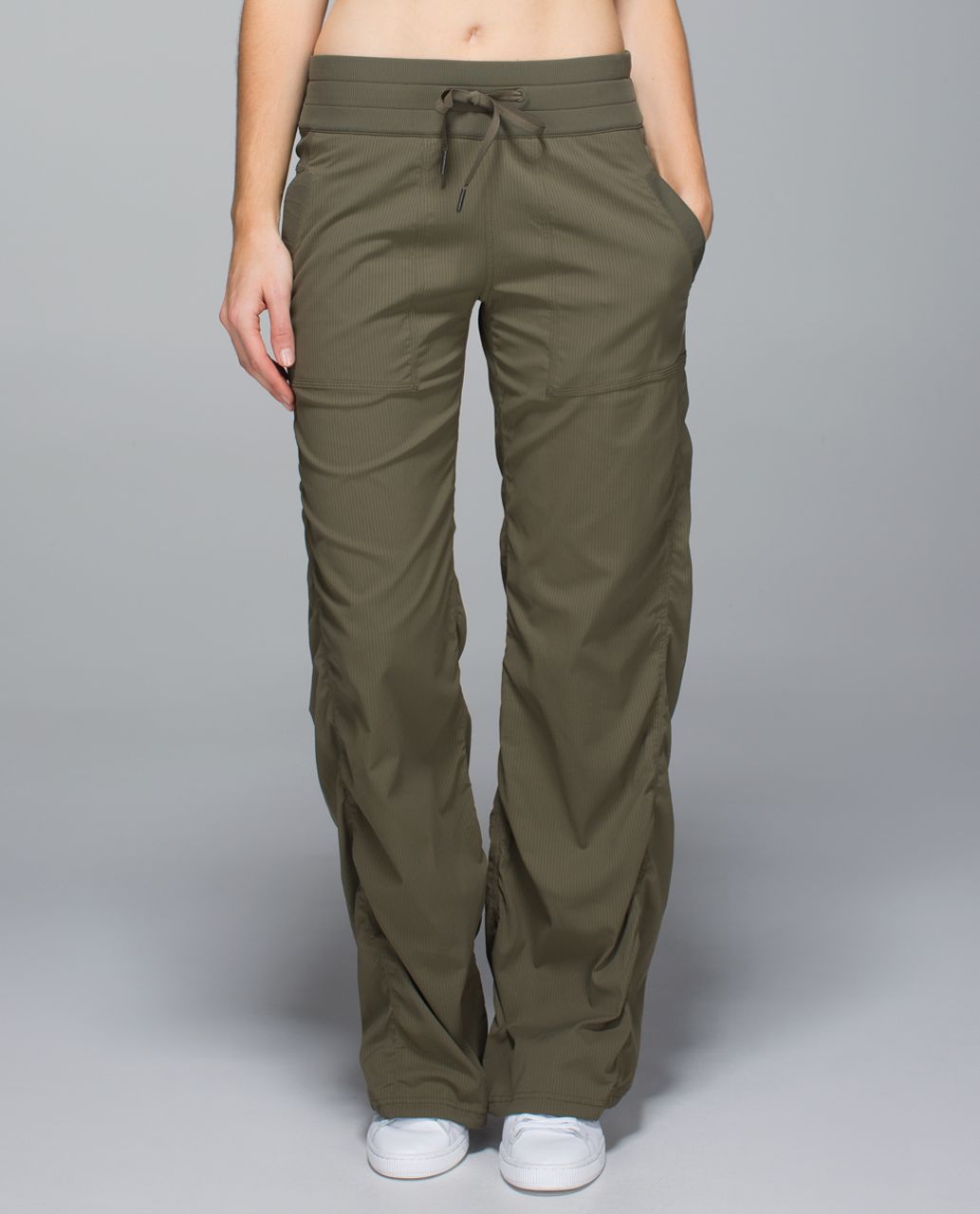 https://storage.googleapis.com/lulu-fanatics/product/20789/1280/lululemon-studio-pant-ii-unlined-regular-fatigue-green-8903-127509.jpg