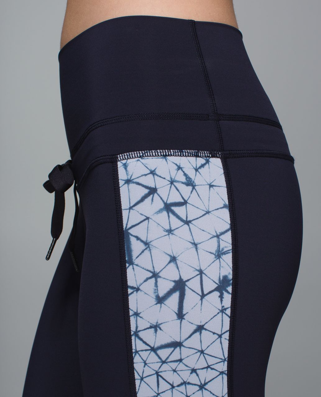 Lululemon Retreat 7/8 Pant - Naval Blue / Star Crushed Silver Fox Deep Navy