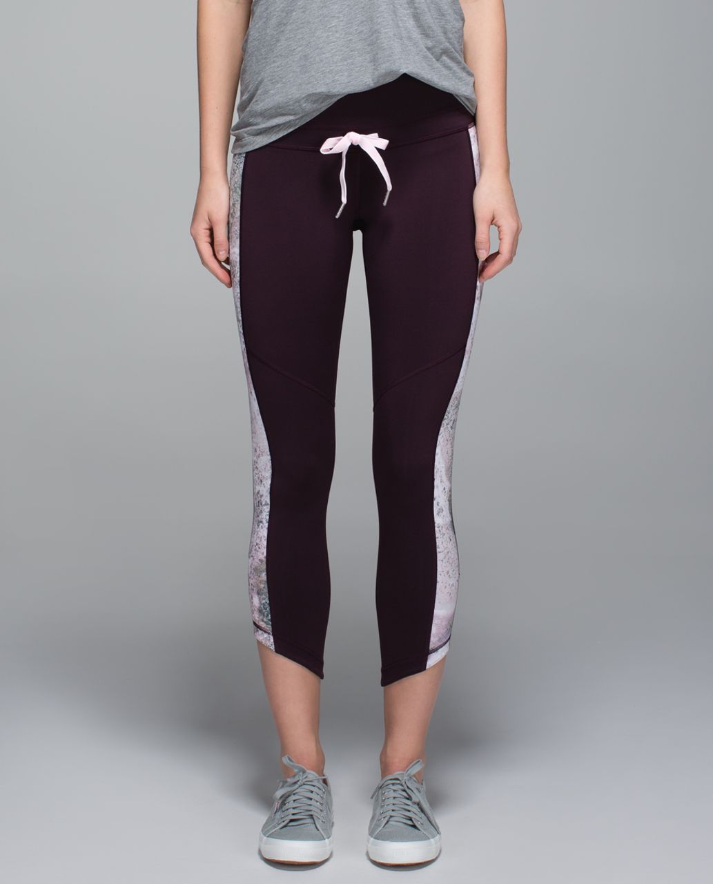 Lululemon Retreat 7/8 Pant - Black Cherry / Sugar Crush Multi