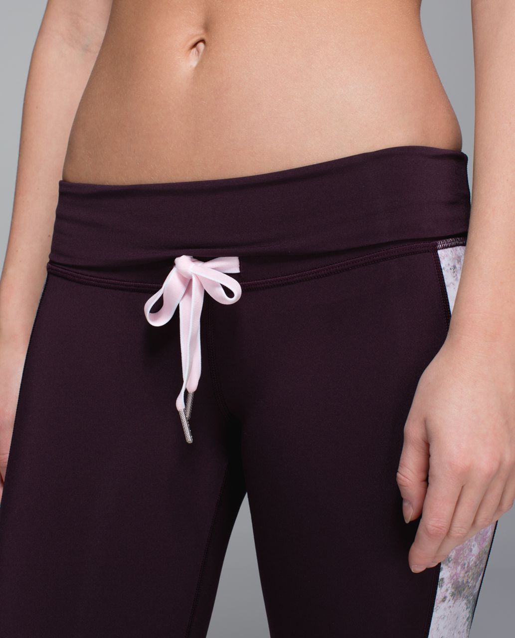 Lululemon Retreat 7/8 Pant - Black Cherry / Sugar Crush Multi