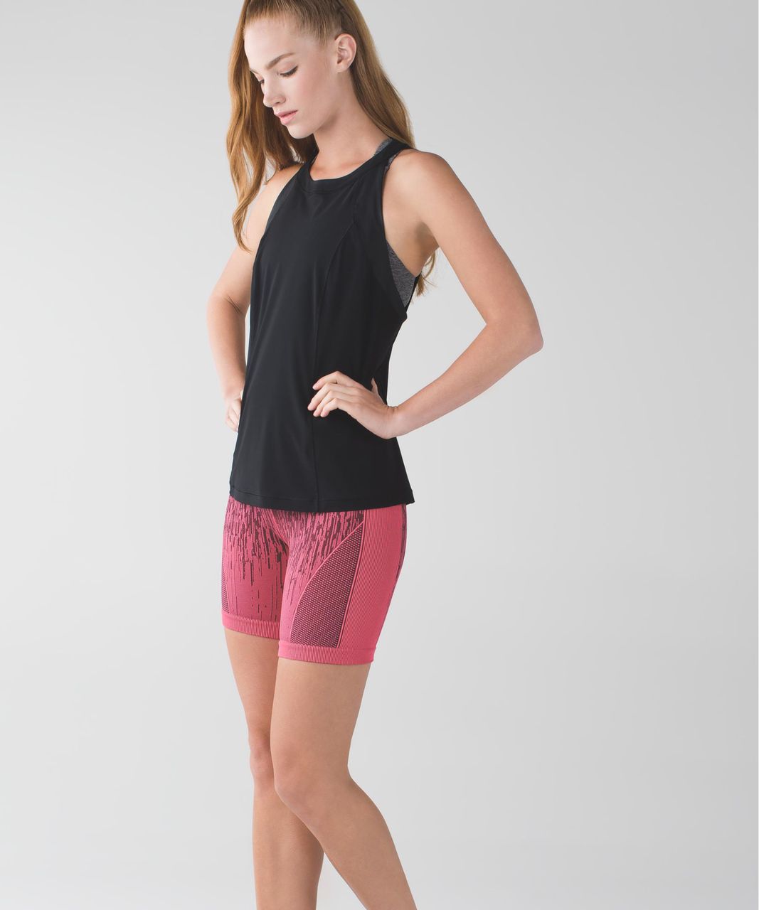 Lululemon Sculpt Short - Electric Coral