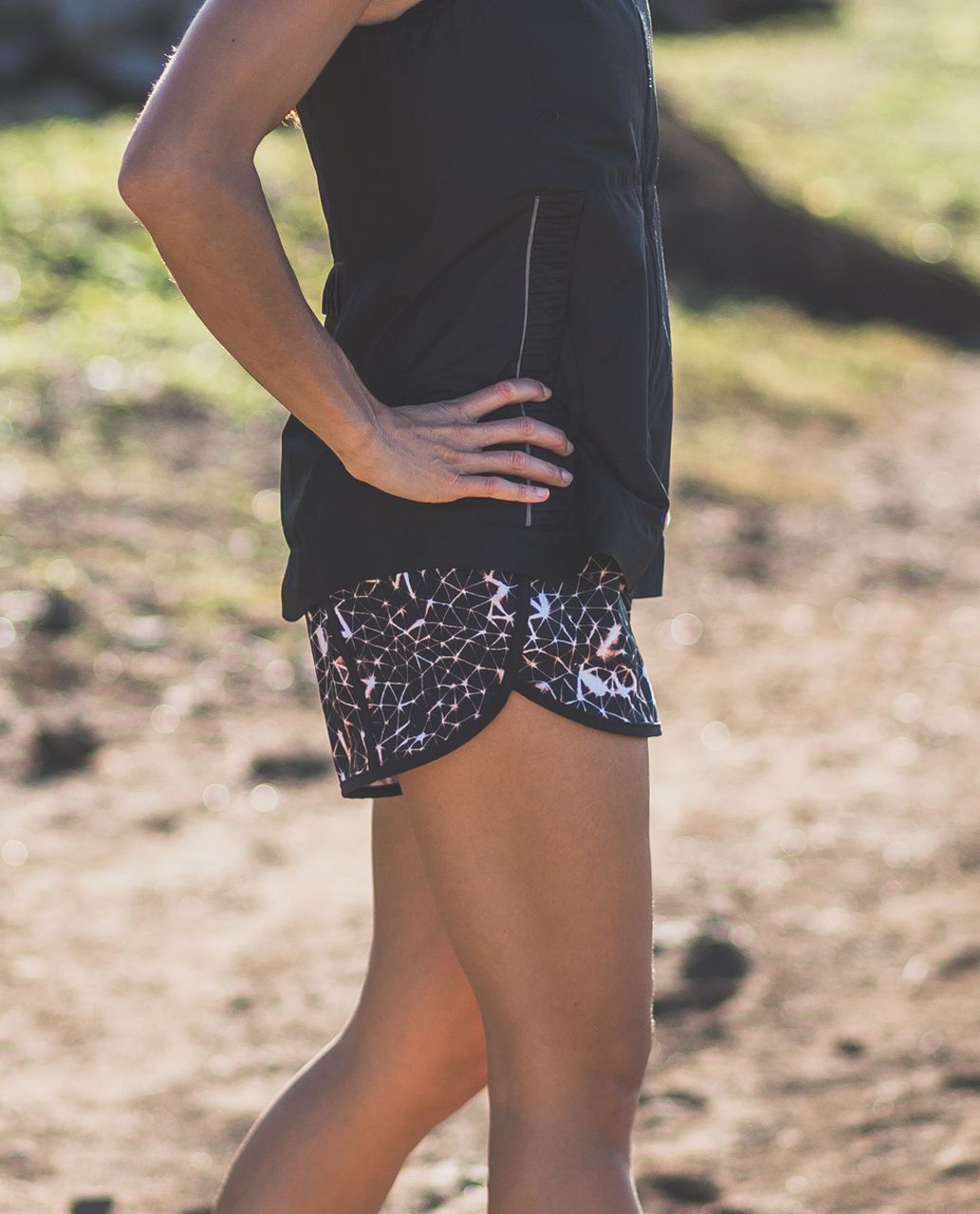 Lululemon Tracker Short III *4-way Stretch - Star Crushed Multi / Black ...