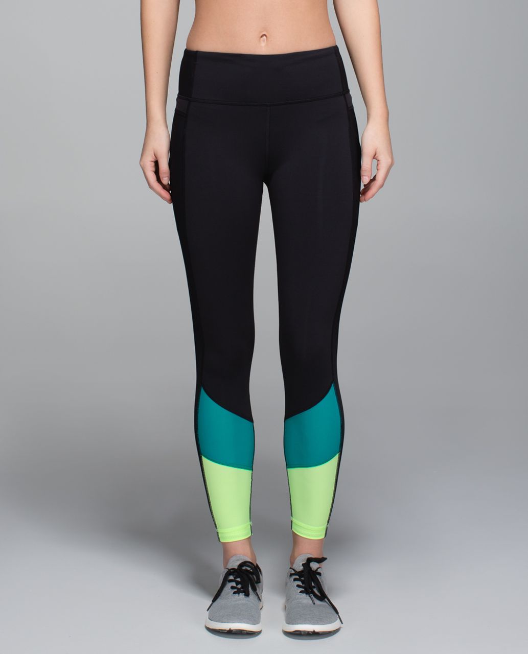 Lululemon Trail Bound 7/8 Tight - Black / Blue Tropics / Clear Mint