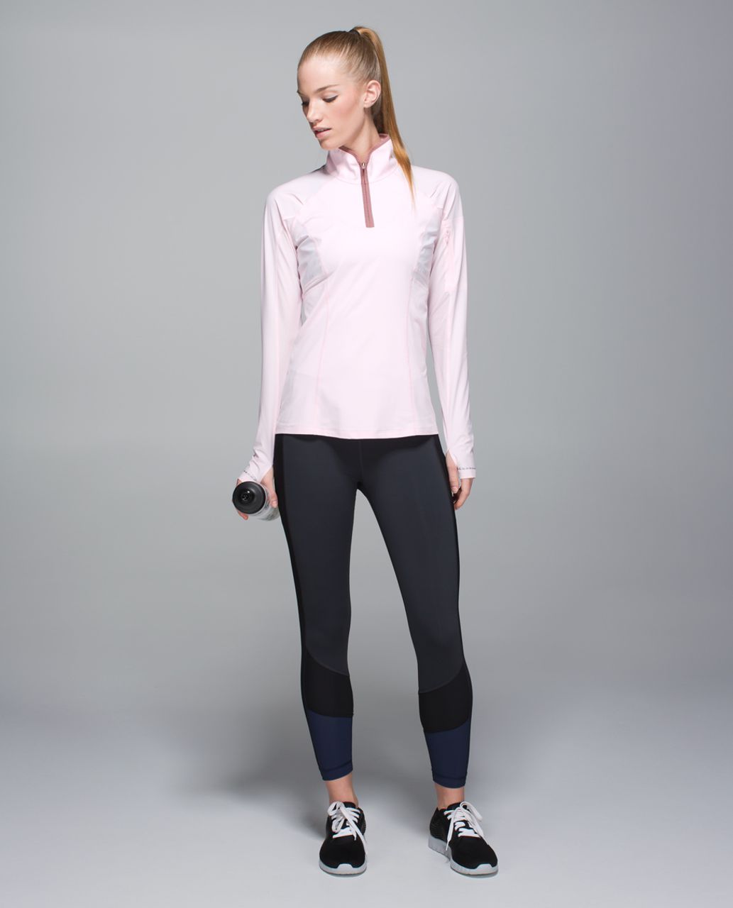 Lululemon Trail Bound 7/8 Tight - Deep Coal / Black / Deep Navy