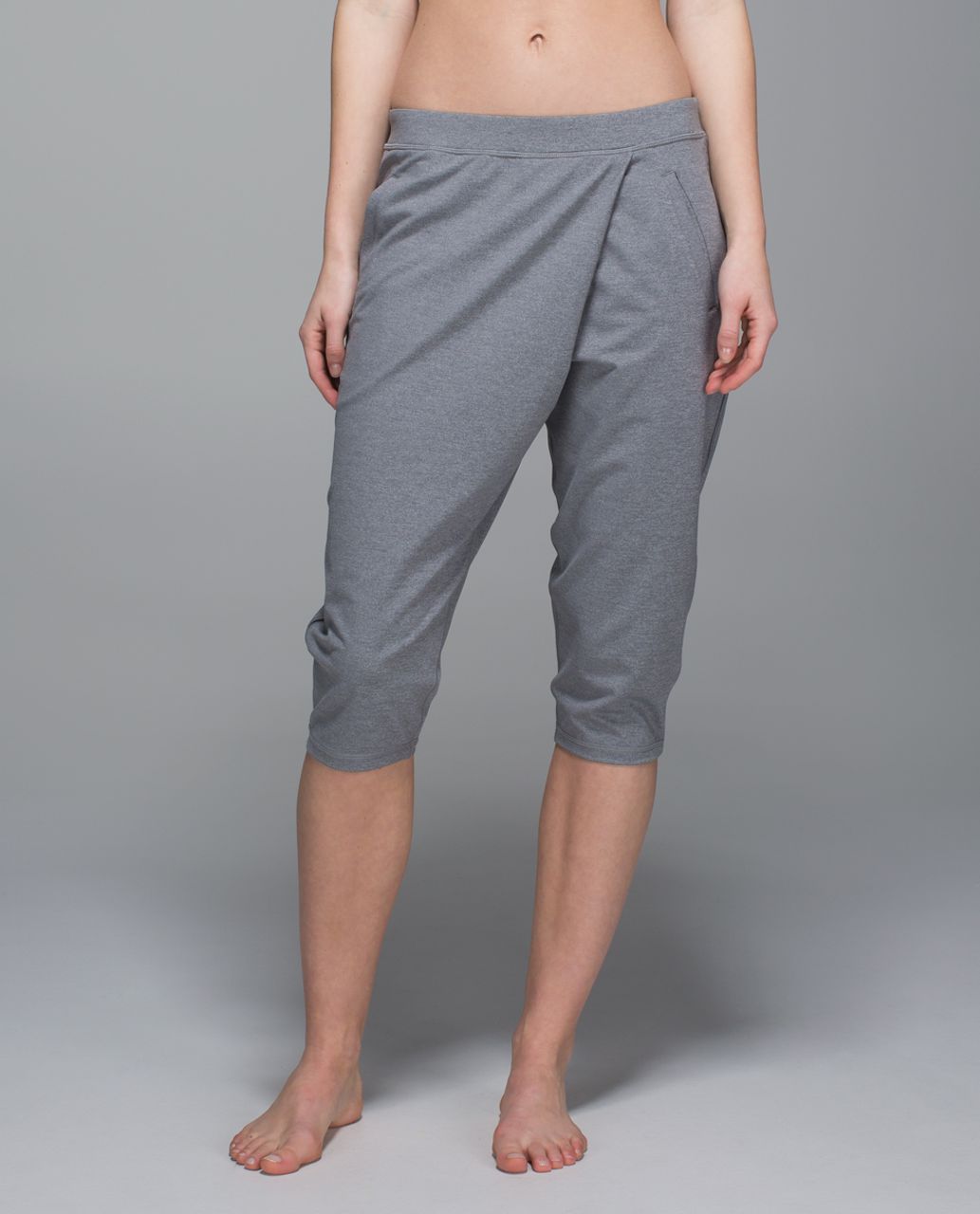 Lululemon Retreat Yogi Crop - Heathered Slate