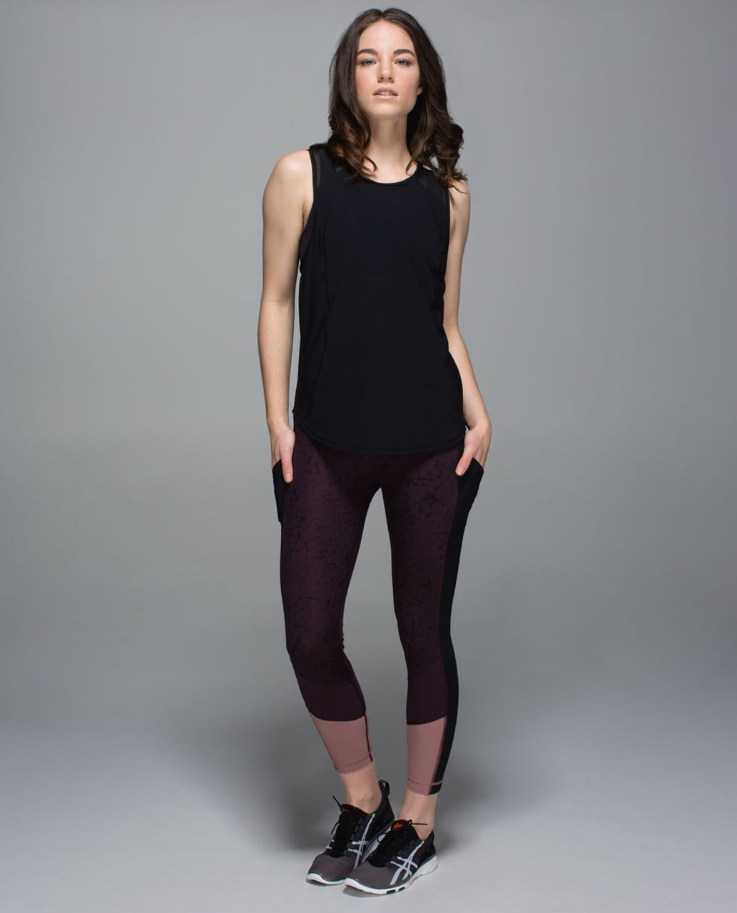 Lululemon Trail Bound 7/8 Tight *Full-On Luxtreme - Star Crushed Black Cherry Black / Black / Bark Berry