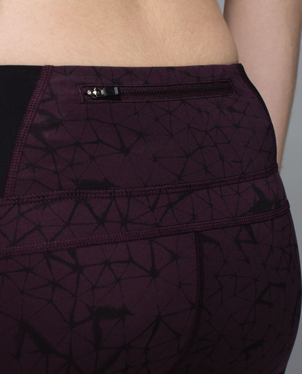 Lululemon Trail Bound 7/8 Tight *Full-On Luxtreme - Star Crushed Black Cherry Black / Black / Bark Berry