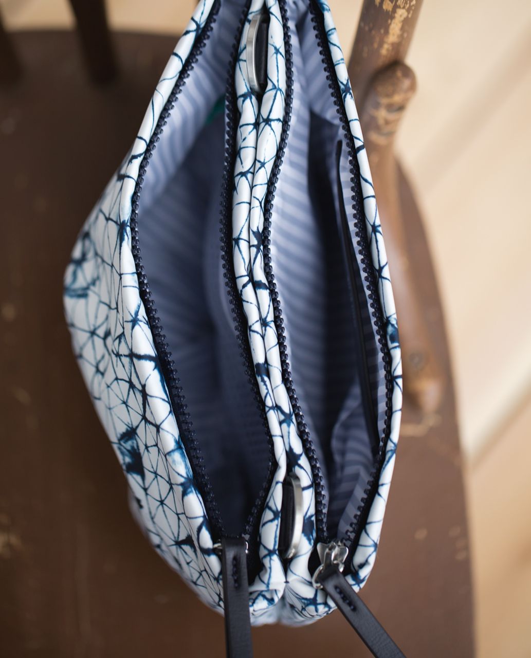 Lululemon Hip To Be Free Bag *Print - Star Crushed White Deep Navy / Naval Blue