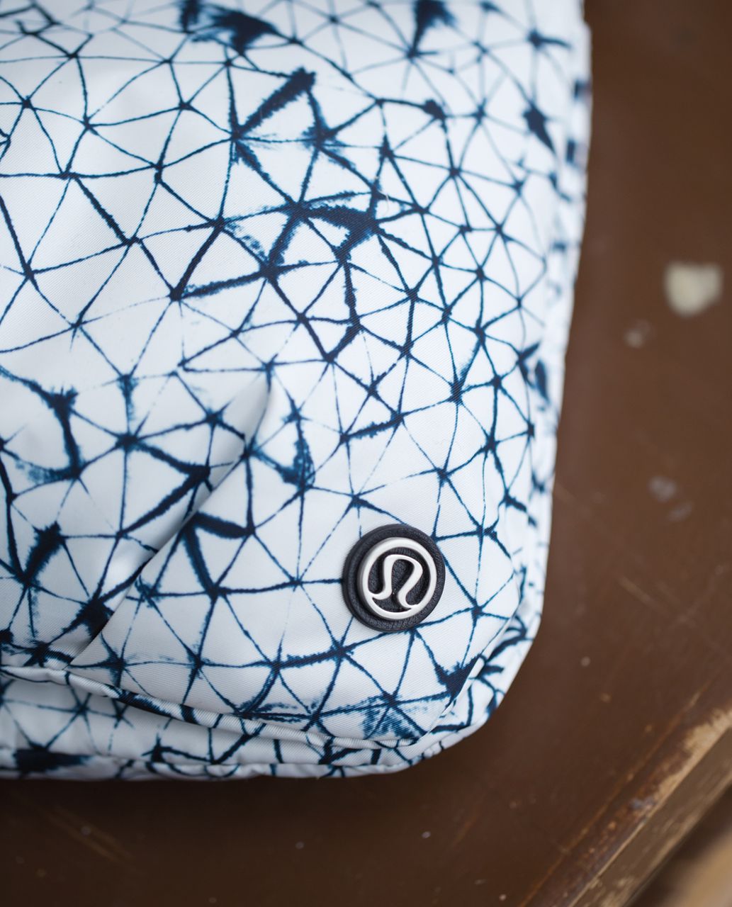 Lululemon Hip To Be Free Bag *Polyester - Mystic Jungle Butter