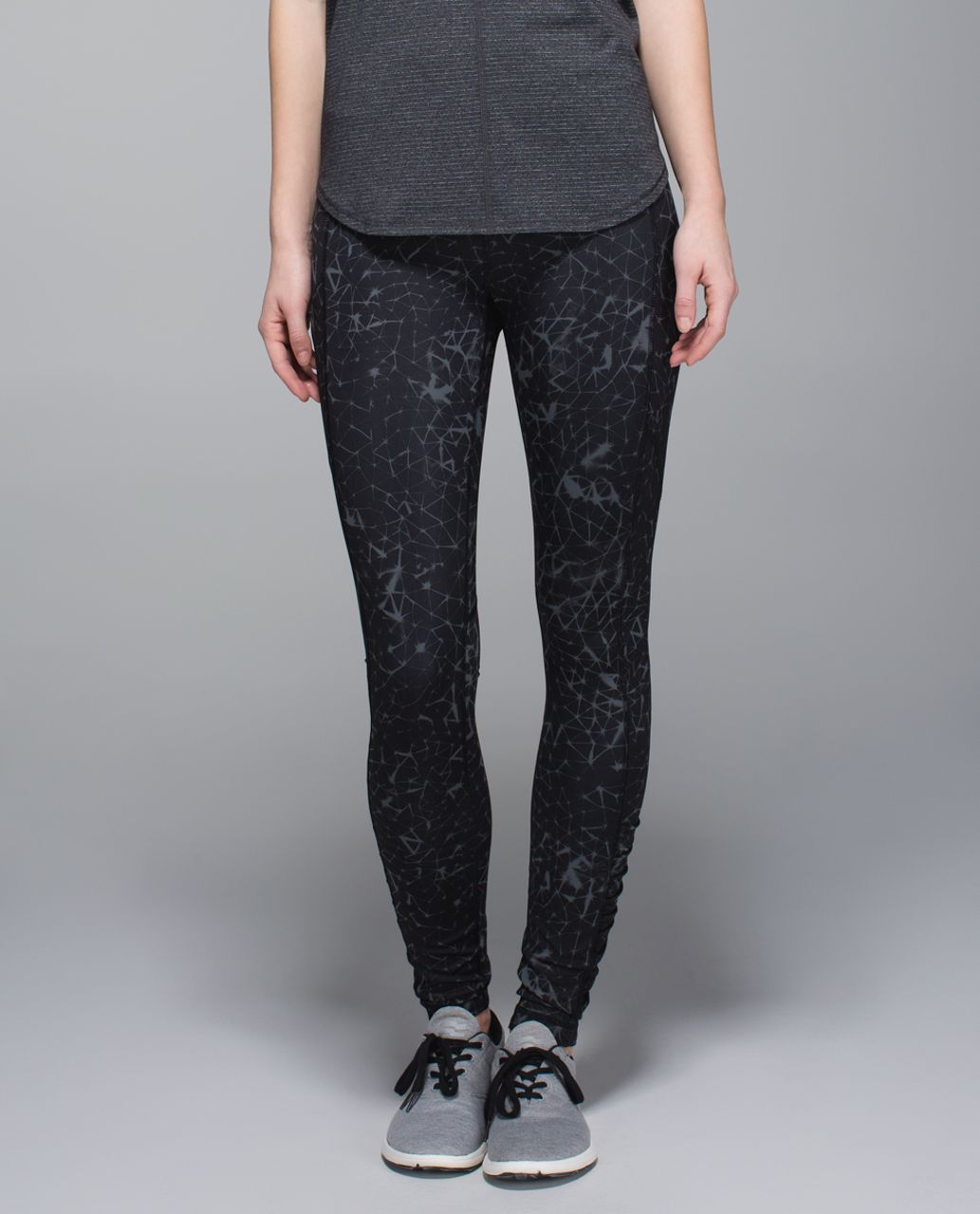 Lululemon Speed Tight II Full-On Luxtreme Stained Glass Love Nightfall  Black 6￼