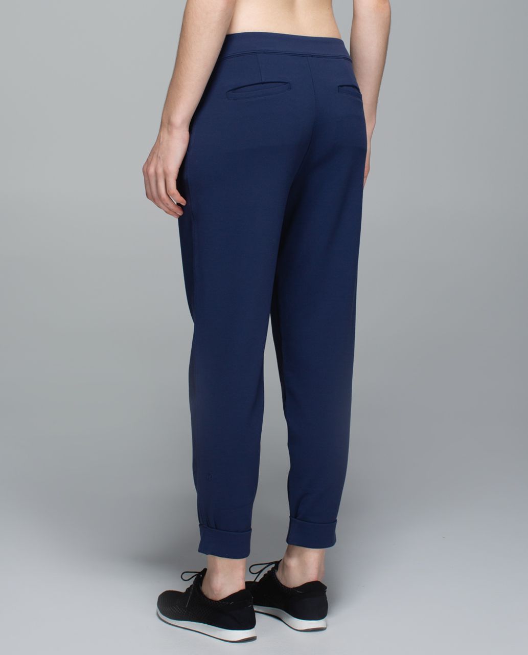 Lululemon Jet Crop *Luon - Deep Navy