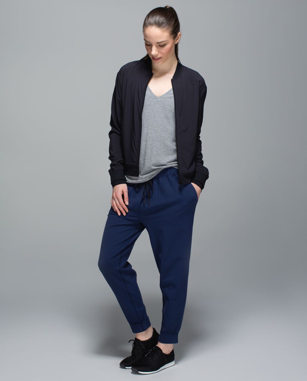 Lululemon Jet Crop *Luon - Deep Navy - lulu fanatics