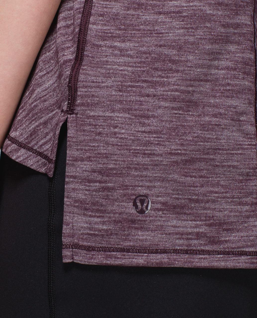 Lululemon Retreat Tee - Heathered Black Cherry / Black