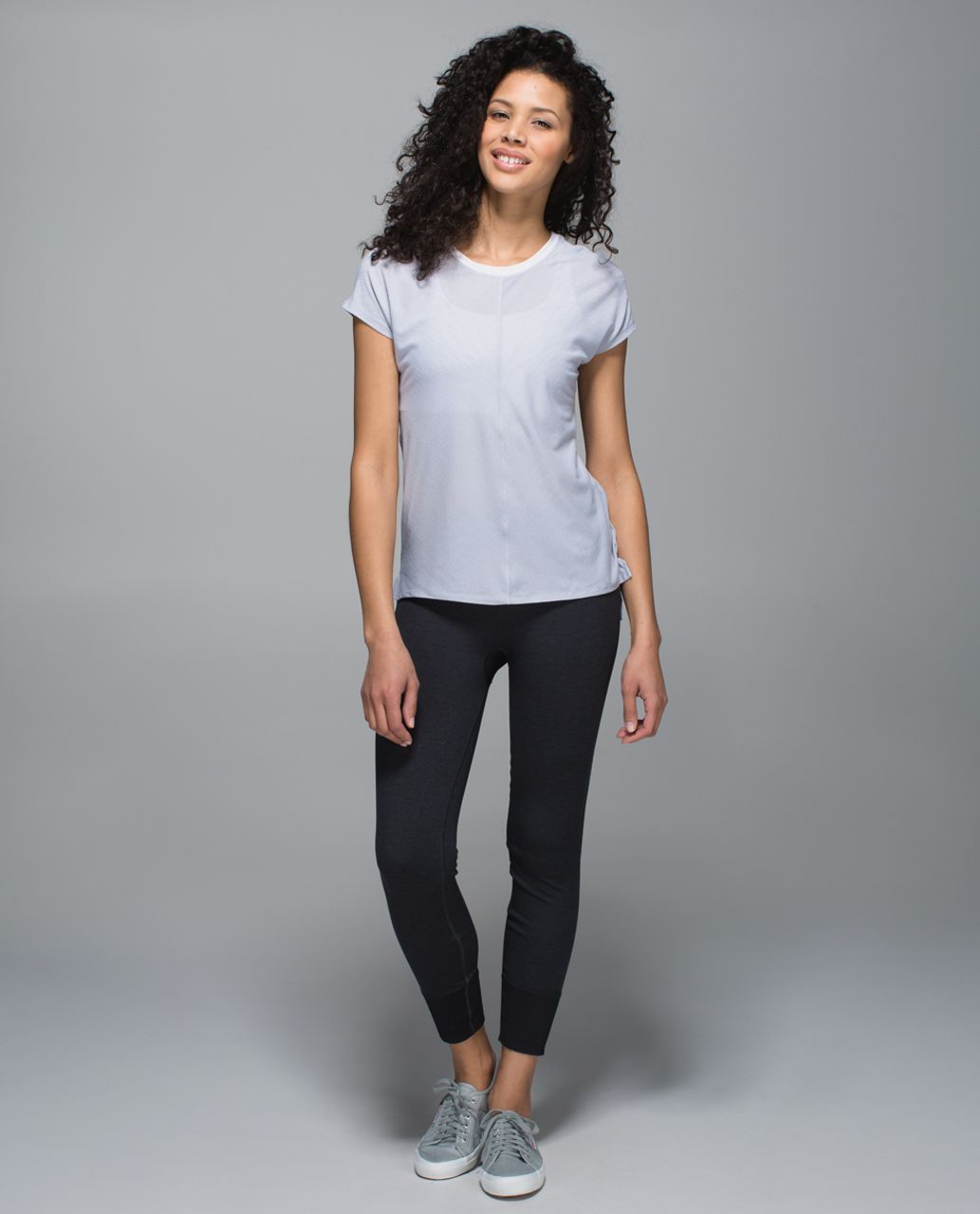 Lululemon Retreat Tee - Heathered Silver Fox / Silver