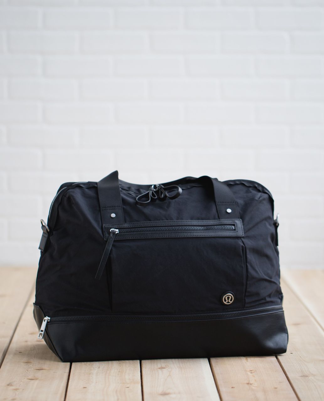 Lululemon Runaway Retreat Duffel 