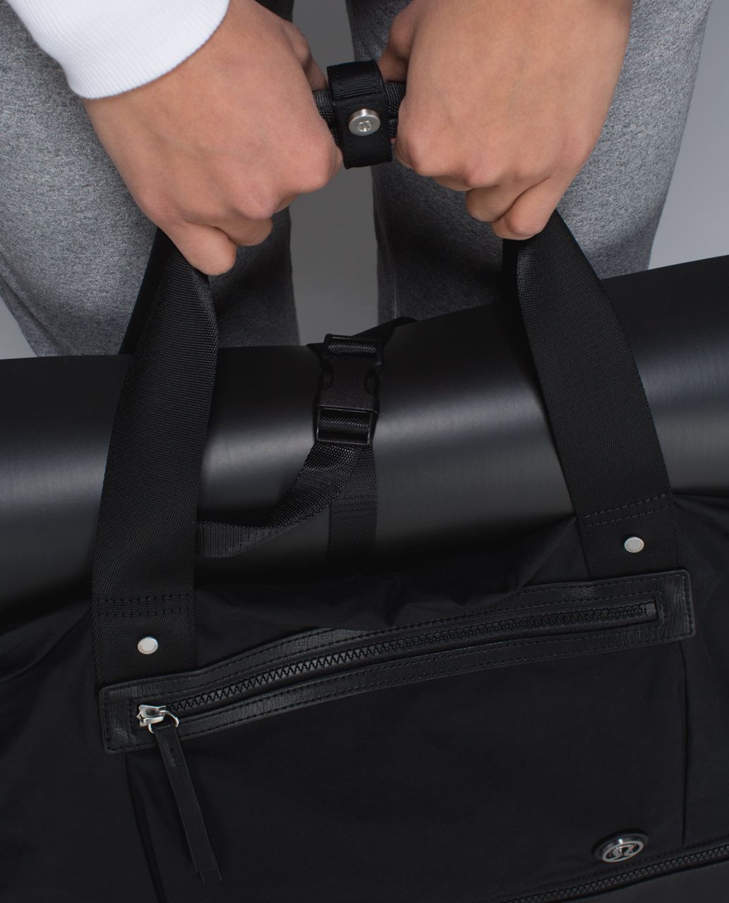 Lululemon Runaway Retreat Duffel - Black