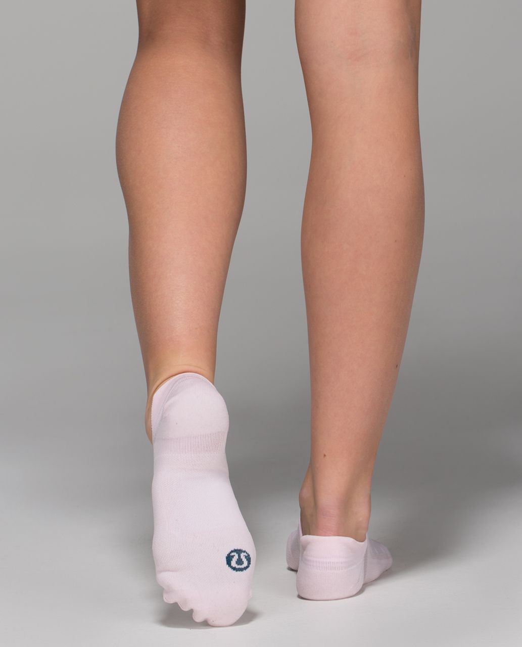 Lululemon Women's Ultimate No Show Run Sock *Ergo Toes - Polka Dot Strawberry Milkshake White