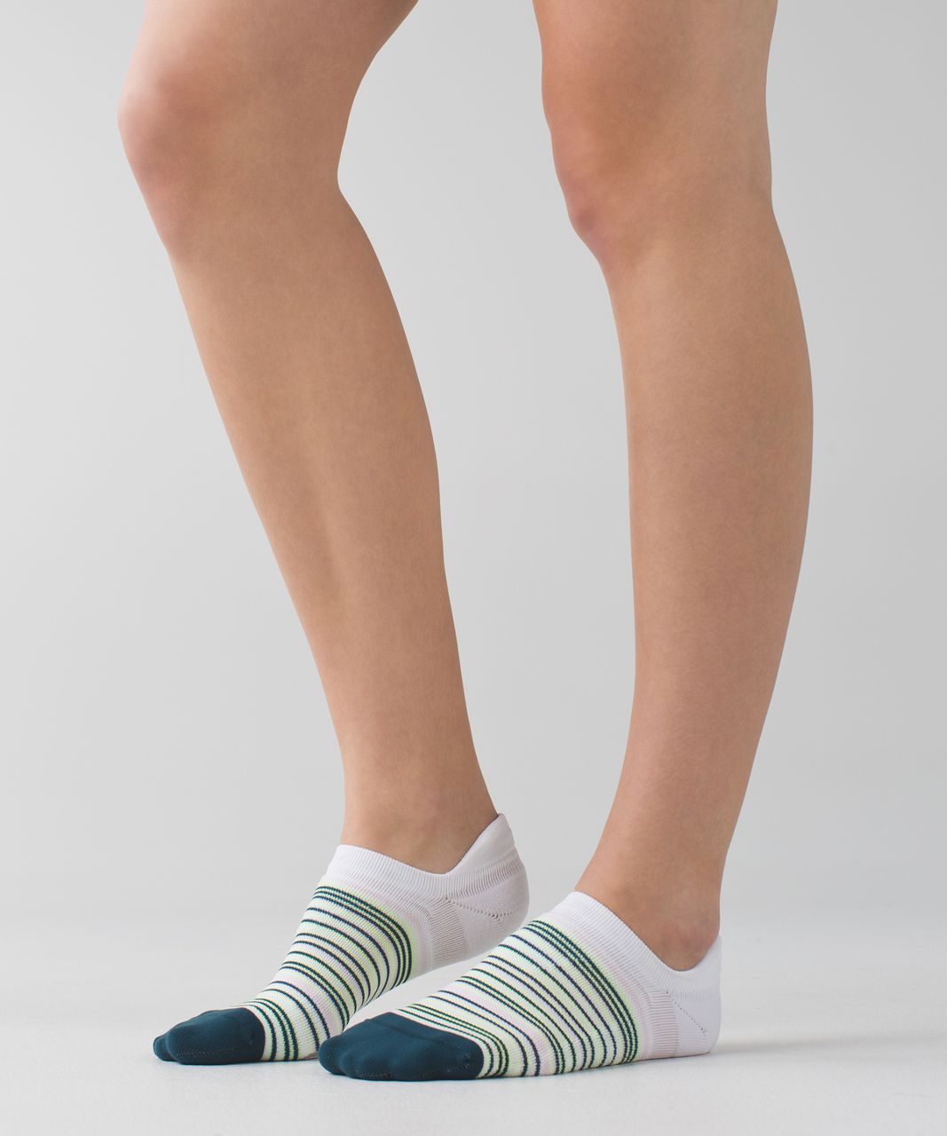 Lululemon Women's Ultimate No Show Run Sock *Ergo Toes - Feeder Stripe Alberta Lake Strawberry Milkshake Clear Mint