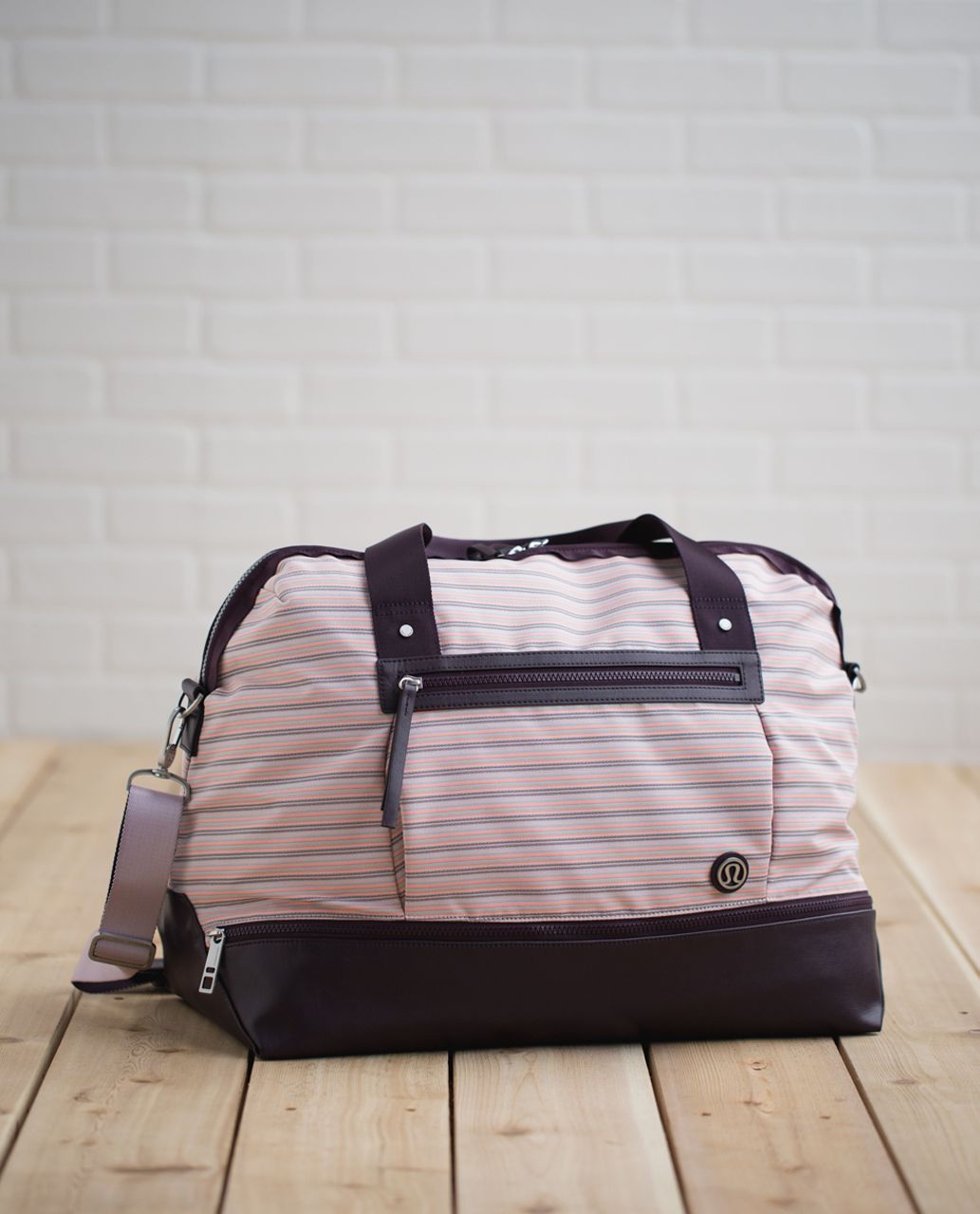 Lululemon Runaway Retreat Duffel - Dobby Stripe Butter Pink Black Cherry / Black Cherry