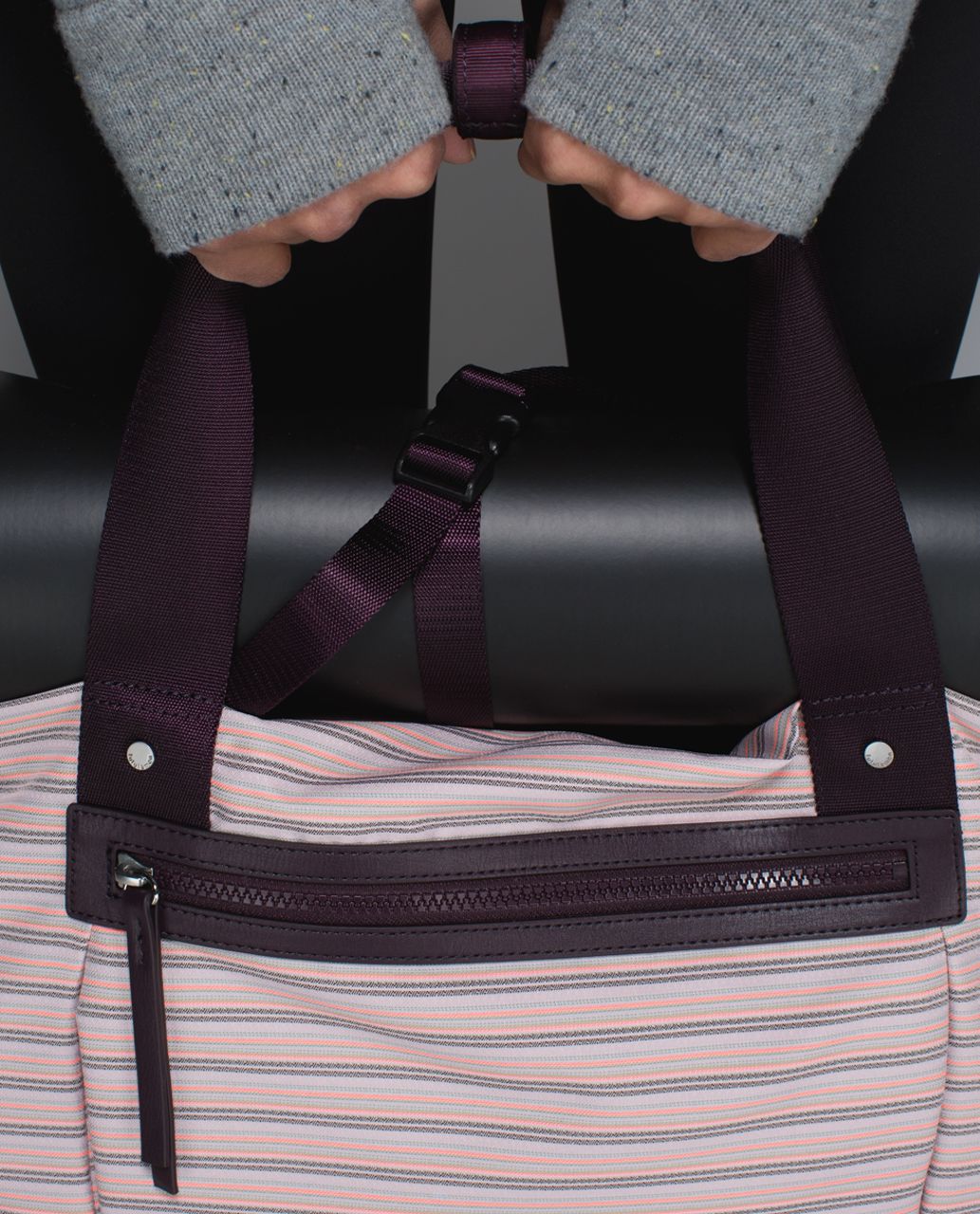 Lululemon Runaway Retreat Duffel - Dobby Stripe Butter Pink Black Cherry / Black Cherry