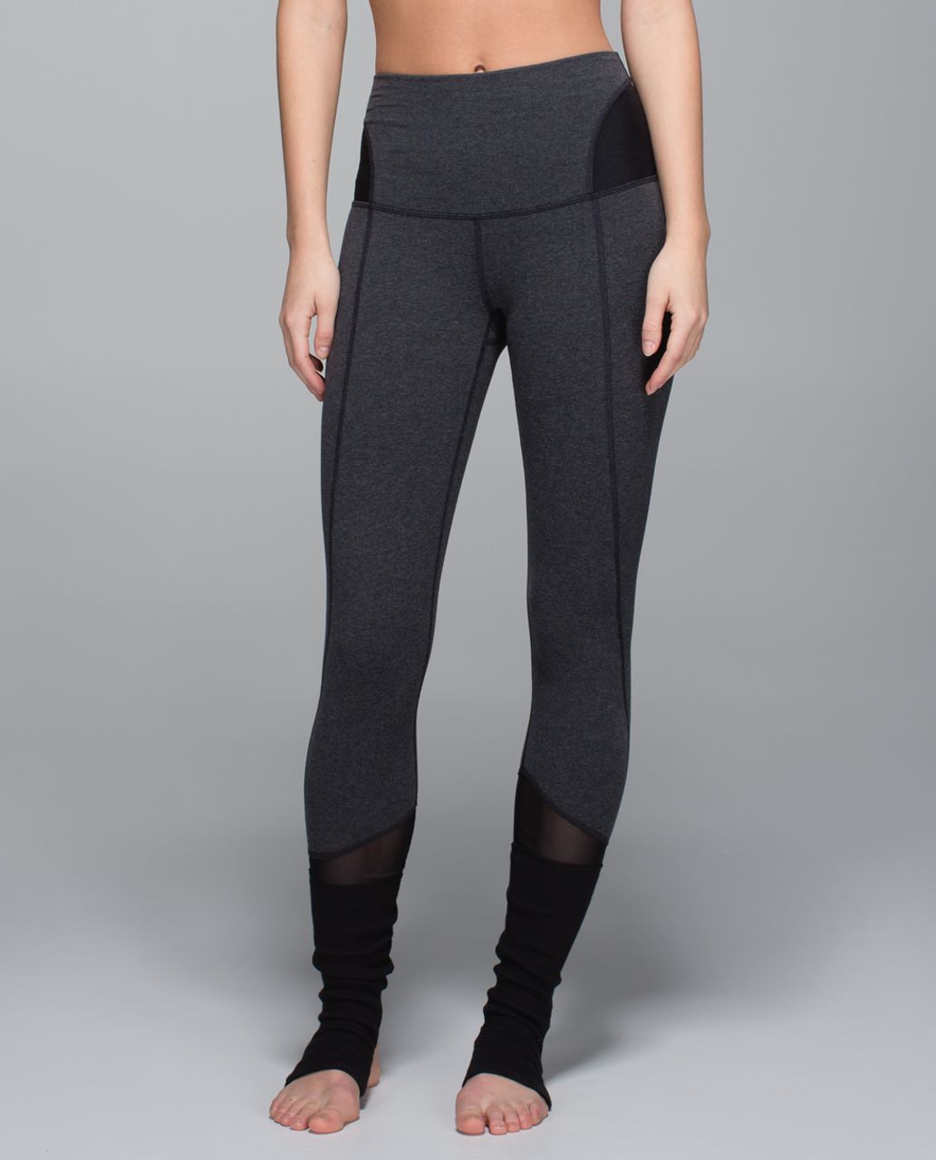 14 Best Lululemon Yoga Pants, Tops, & Accessories for Men and