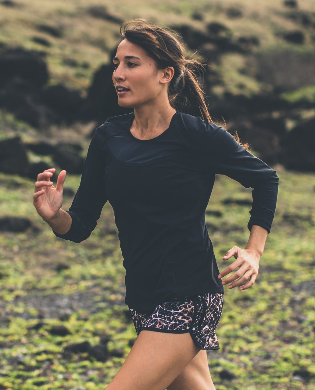 Lululemon Trail Bound Long Sleeve - Black