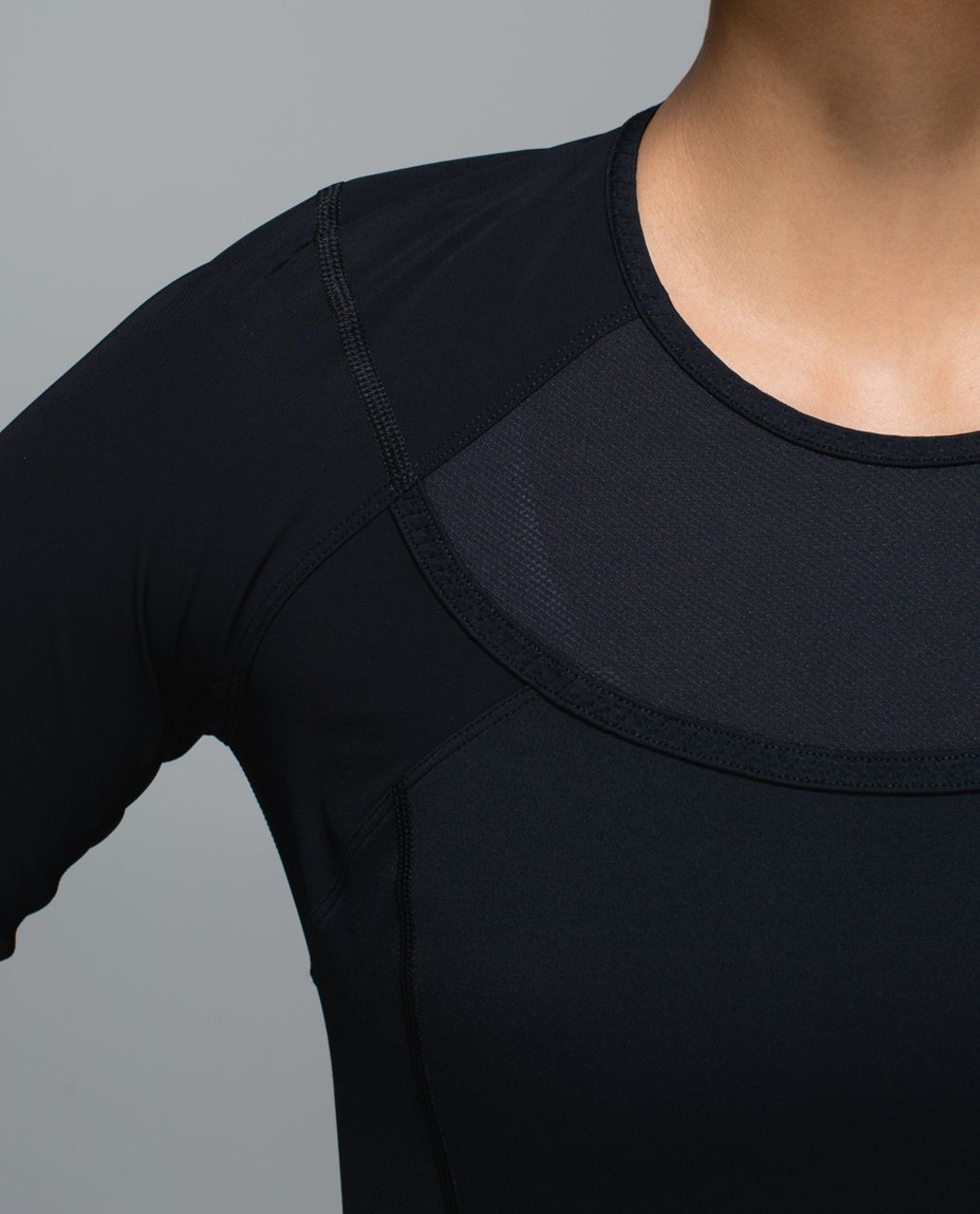 Lululemon Trail Bound Long Sleeve - Black