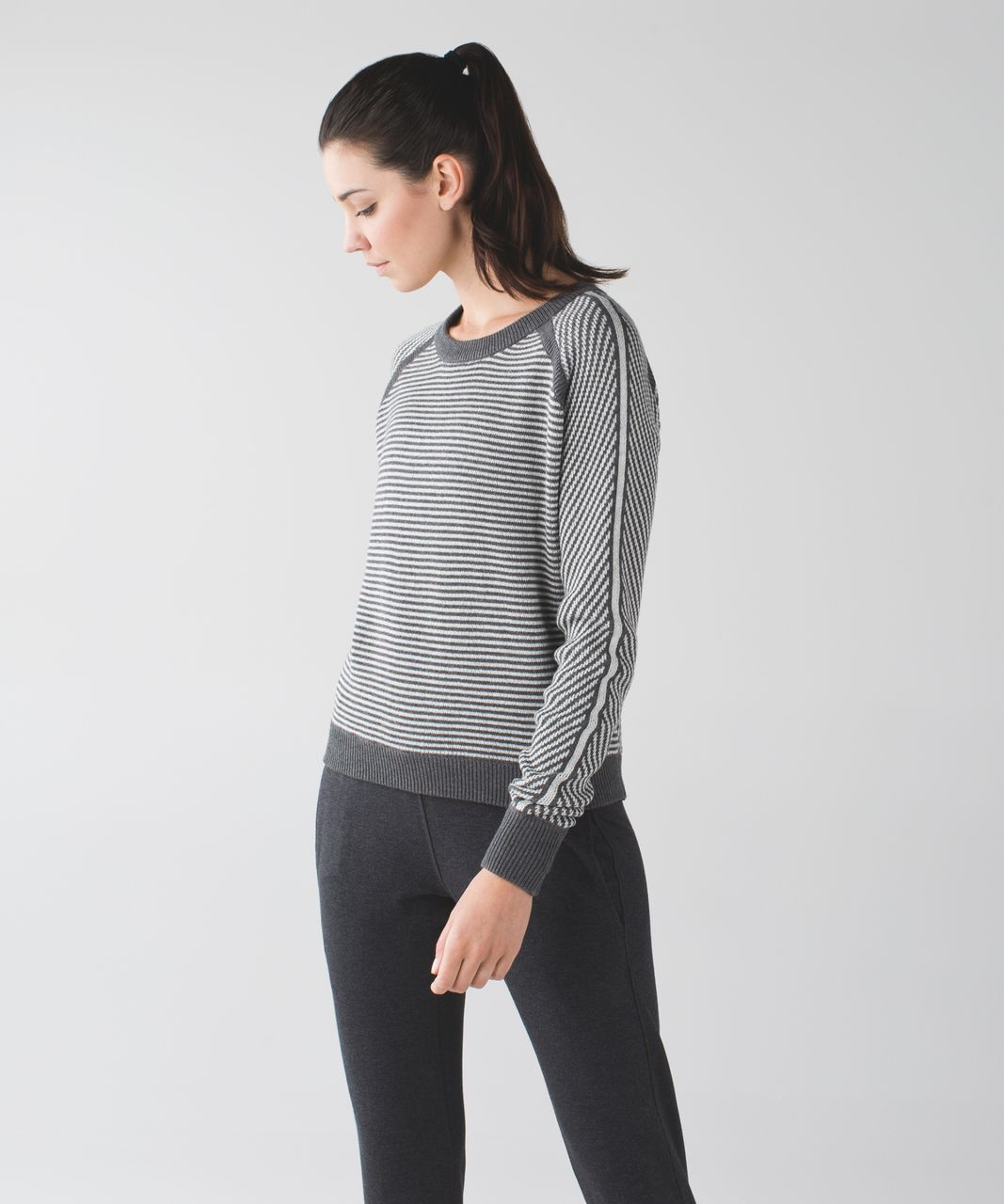 Lululemon Devi Crew - Heathered Dark Grey / Heathered Light Grey