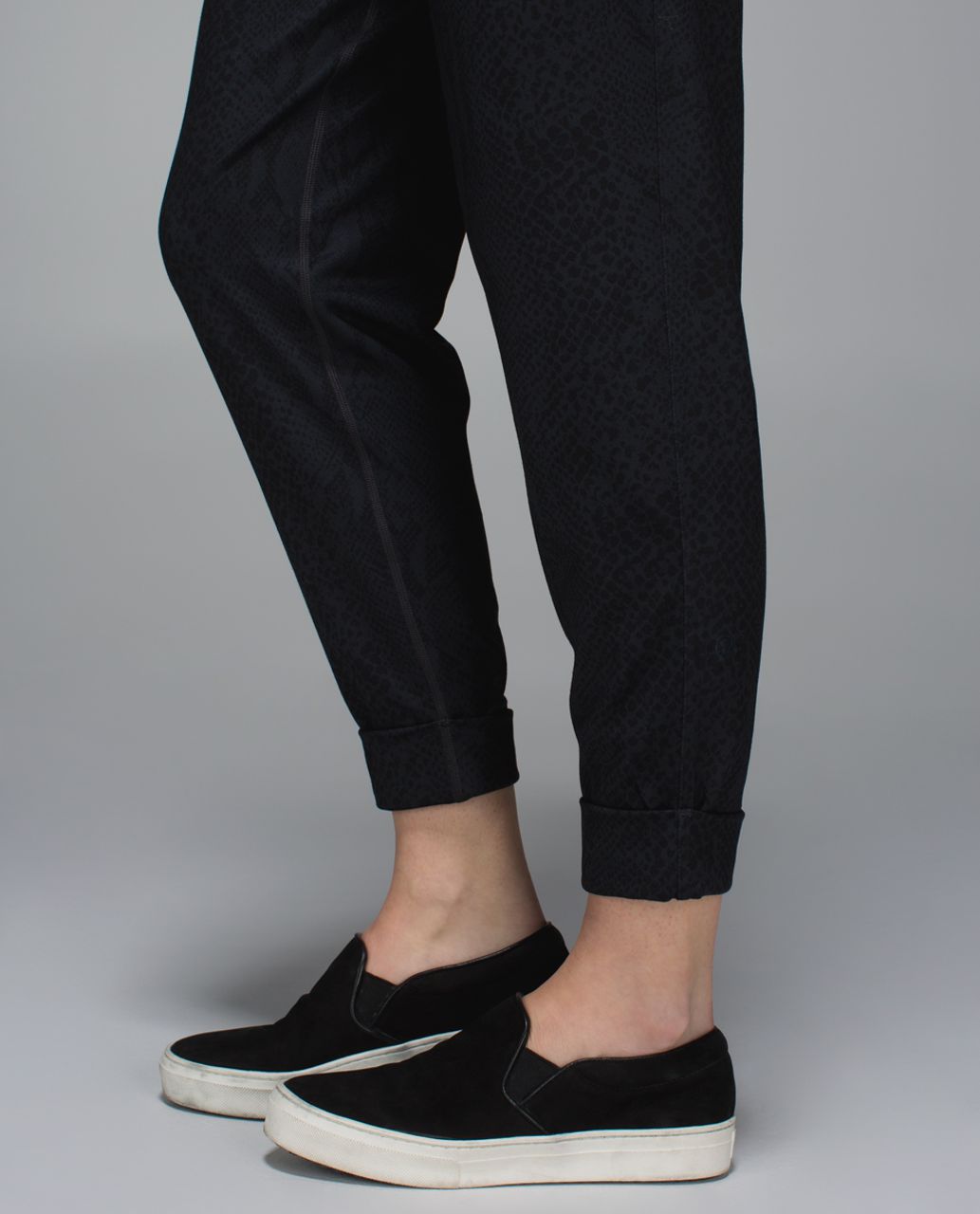 Lululemon Jet Pant - Wee Are From Space Deep Coal Battleship