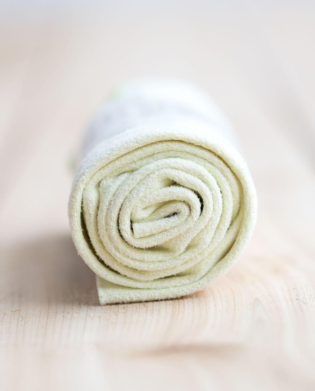 Lululemon The (Small) Towel - Zest