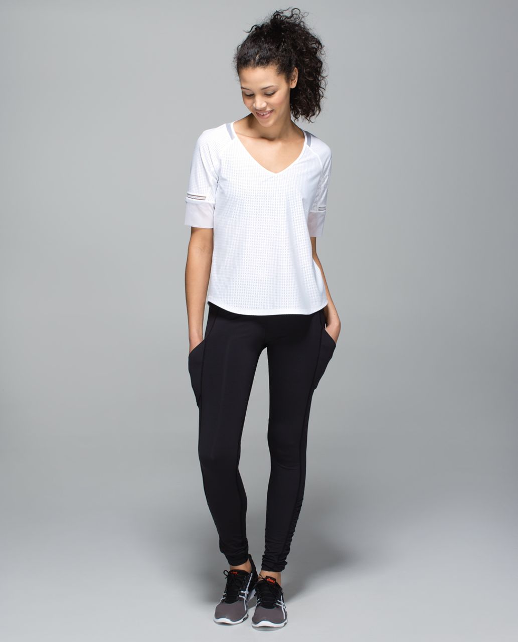 Lululemon Var-City 1/2 Sleeve - White