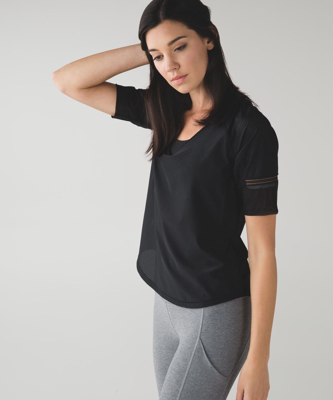 Lululemon Var-City 1/2 Sleeve - Black