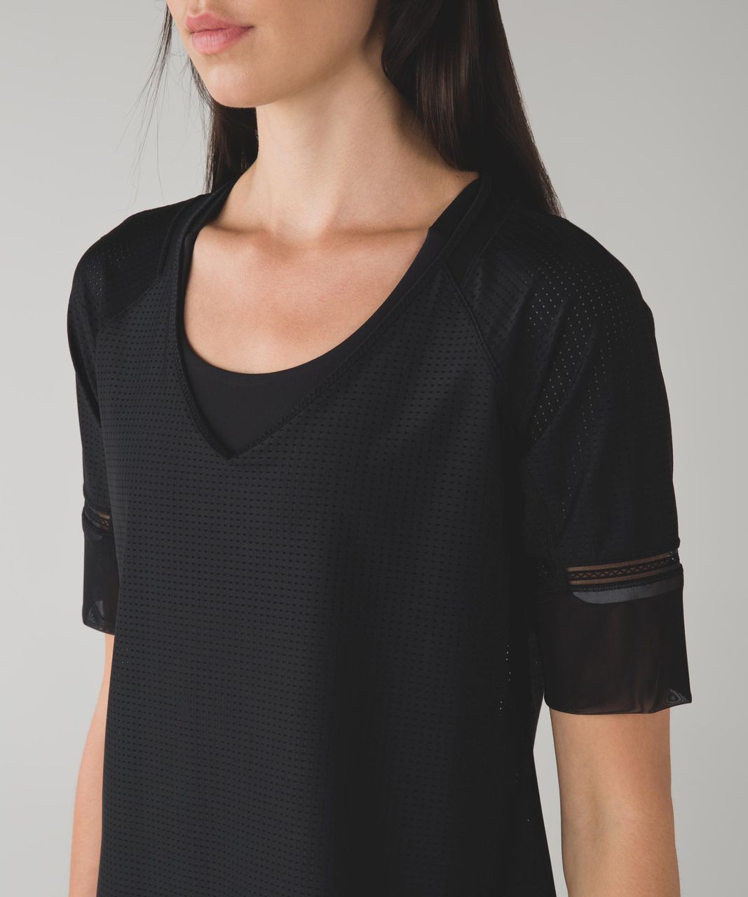 Lululemon Var-City 1/2 Sleeve - Black